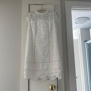 White vineyard vines Dress
